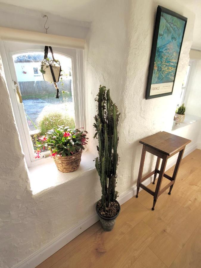 Idyllic Cornish Cottage, Superking Bed, Private Garden Dogs Welcome Truro Bagian luar foto