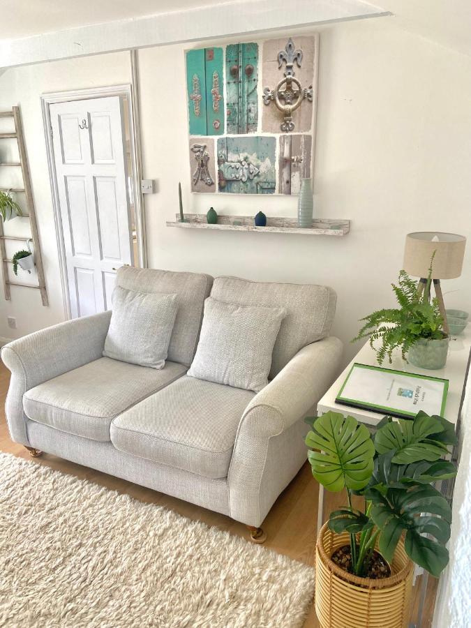 Idyllic Cornish Cottage, Superking Bed, Private Garden Dogs Welcome Truro Bagian luar foto