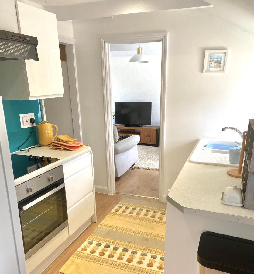 Idyllic Cornish Cottage, Superking Bed, Private Garden Dogs Welcome Truro Bagian luar foto